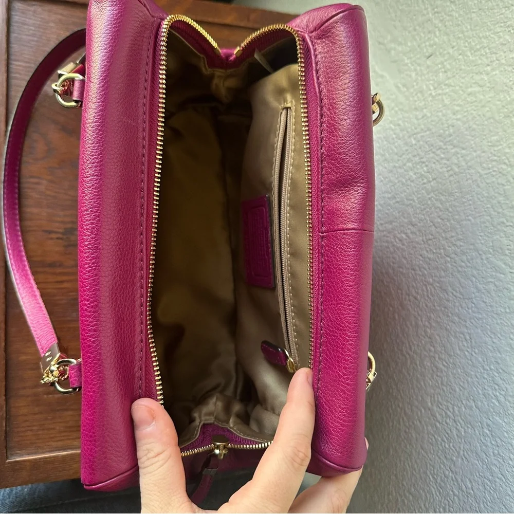 Coach Magenta Leather Shoulder Bag - Picture 4 of 6
